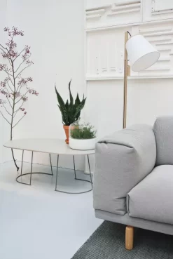 Muuto Connect Bank Tweezitter 2 Armleuningen Vancouver 14 -Muuto x886x886 0349.jpg.pagespeed.ic .gDr6huk6Hw 7