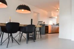 Muuto Fiber Wood Stoel Oak White -Muuto x886x886 DSC 0188.jpg.pagespeed.ic .TZGAdzOn72 4