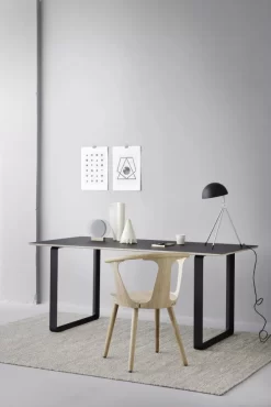 Muuto 70/70 Bureau 170x85 Wit -Muuto x886x886 fabula living gimle beige grijs vloerkleed4.jpg.pagespeed.ic .bq9pdNgDko