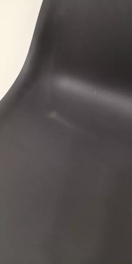 Muuto Tweedekansje - Fiber Backrest Tube Barkruk 75cm Zwart 12 Muuto Tweedekansje - Fiber Backrest Tube Barkruk 75cm Zwart - Afbeelding 10