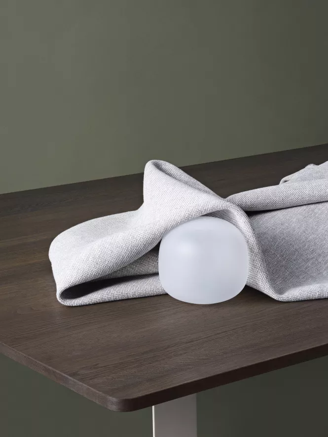 Muuto 70/70 Tafel 295x108 Smoked Oak Grijs 13 Muuto 70/70 Tafel 295x108 Smoked Oak Grijs - Afbeelding 11