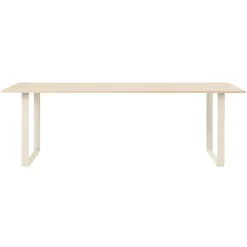 Muuto 70/70 Oak Tafel 225x90 Zandkleurig Laminaat