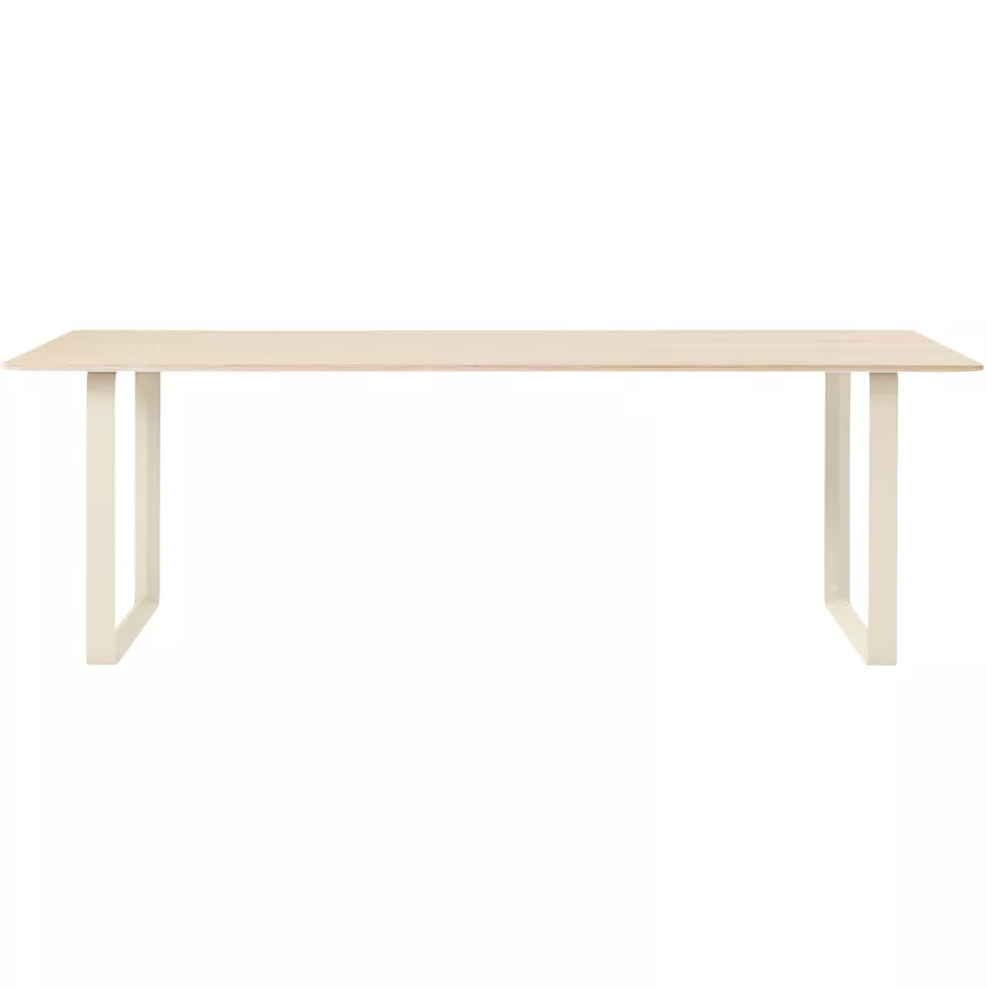 Muuto 70/70 Oak Tafel 225x90 Zandkleurig Laminaat 3 Muuto 70/70 Oak Tafel 225x90 Zandkleurig Laminaat