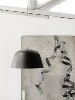 Muuto Ambit Hanglamp Ø40 Taupe -Muuto x886x886 muuto ambit hanglamp zwart sfeer 1.jpg.pagespeed.ic .YDyyKf8wMT 2