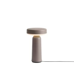 Muuto Ease Tafellamp Oplaadbaar LED Taupe -Muuto x886x886 muuto ease tafellamp oplaadbaar15.jpg.pagespeed.ic .RL GpqNxKh