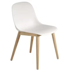 Muuto Fiber Side Wood Stoel Eiken, Wit
