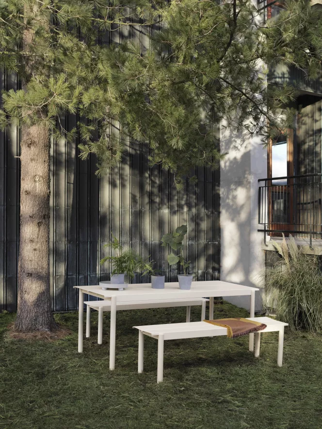 Muuto Linear Steel Tuintafel 140x75 Burnt Orange 6 Muuto Linear Steel Tuintafel 140x75 Burnt Orange - Afbeelding 4