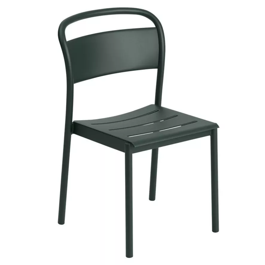 Muuto Linear Steel Tuinstoel Dark Green 3 Muuto Linear Steel Tuinstoel Dark Green