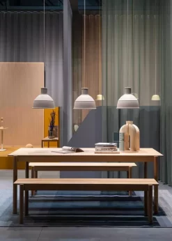 Muuto Linear Wood Bank 170x34 31 Muuto Linear Wood Bank 170x34 -Muuto x886x886 muuto linear wood tafel 200x85.jpg.pagespeed.ic .D1y71cAKpo