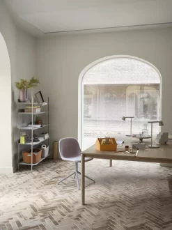 Muuto Piton Tafellamp Oplaadbaar LED Aluminium -Muuto x886x886 muuto piton tafellamp oplaadbaar13.jpg.pagespeed.ic .RuKQ9eDfyT 1