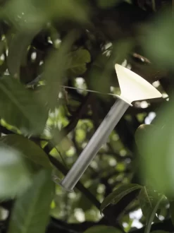 Muuto Piton Tafellamp Oplaadbaar LED Zwart -Muuto x886x886 muuto piton tafellamp oplaadbaar6.jpg.pagespeed.ic .w Km nT95p