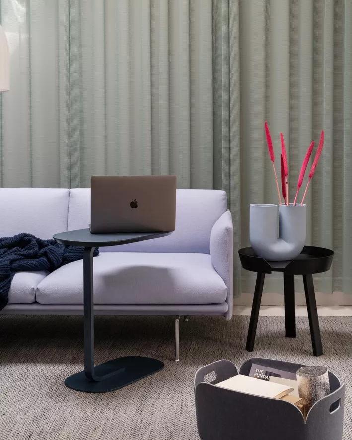 Muuto Relate Bijzettafel 60.5 Oak/Off-white 11 Muuto Relate Bijzettafel 60.5 Oak/Off-white - Afbeelding 9