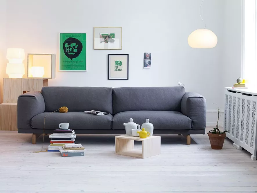 Muuto Rest Bank Tweezitter, Steelcut Trio 133, Eiken Onderstel 7 Muuto Rest Bank Tweezitter, Steelcut Trio 133, Eiken Onderstel - Afbeelding 5