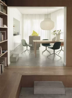 Muuto Ridge Vaas 35 Off-white 24 Muuto Ridge Vaas 35 Off-white -Muuto x886x886 muuto ridge vaas 352.jpg.pagespeed.ic .ds675yg5v1 1