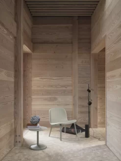 Muuto Soft Bijzettafel 41x40 Oranje -Muuto x886x886 muuto soft bijzettafel 41x406.jpg.pagespeed.ic .QgezEcgrjH 1