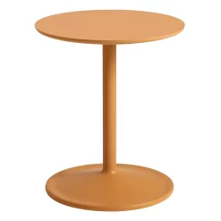 Muuto Soft Bijzettafel 41x48 Oranje