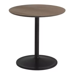Muuto Soft Bijzettafel 48x48 Zwart Smoked Oak Blad