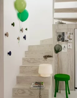 Muuto The Dots Haak Ø17 Lichtblauw -Muuto x886x886 muuto the dots hakenset sfeer 3.jpg.pagespeed.ic .p6awR8fml5 37