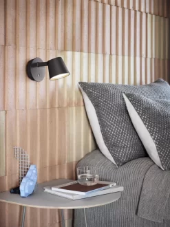 Muuto Tip Wandlamp LED Zwart -Muuto x886x886 muuto tip wandlamp6.jpg.pagespeed.ic .m7YJhqYz0B