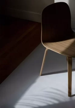 Muuto Visu Wood Stoel Grijs -Muuto x886x886 muuto visu wood stoel9.jpg.pagespeed.ic .Ivl6lbJMRf 3