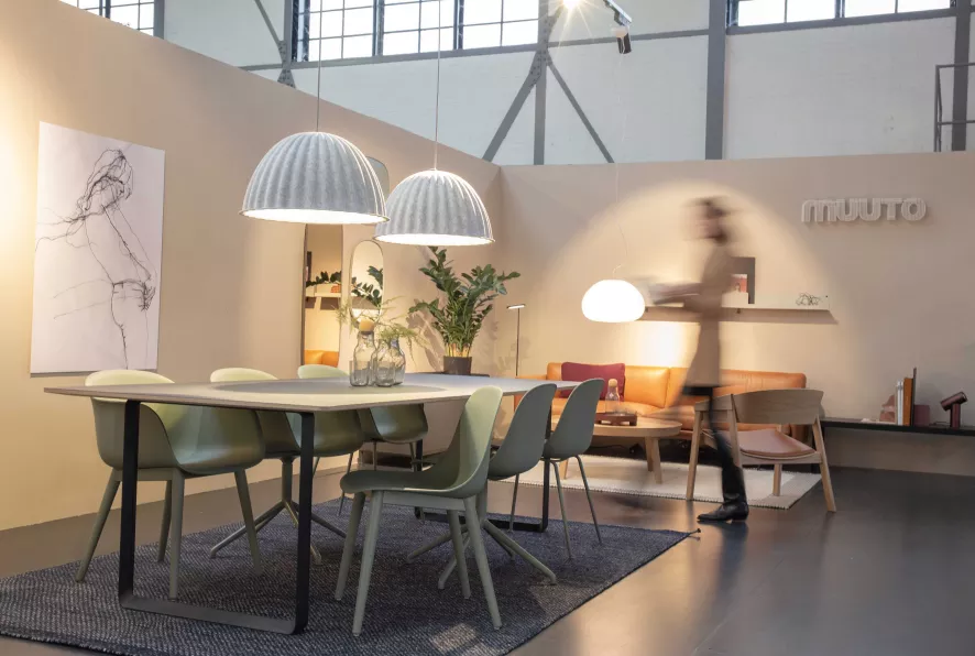 Muuto Fiber Side Wood Stoel Dusty Green 19 Muuto Fiber Side Wood Stoel Dusty Green - Afbeelding 17