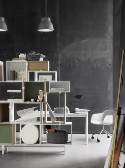 Muuto Stacked 2.0 Kast Met Backboard Large Eiken -Muuto x886x886 stacked 2 0 kast met backboard small11.jpg.pagespeed.ic .QGgeBd gAI 11