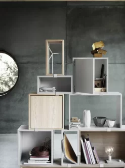 Muuto Stacked 2.0 Kast Met Backboard Small Eiken -Muuto x886x886 stacked 2 0 kast met backboard small12.jpg.pagespeed.ic .W0dhIT3B g 11